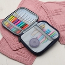 Набор крючков с вязальными принадлежностями 